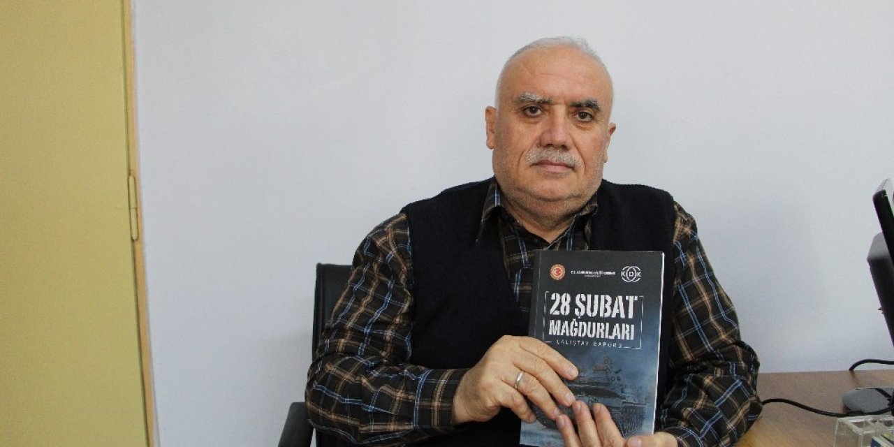 Tütün Tarlasından Kazandığı Parayla Girdiği Mesleğinden, Namaz Kıldığı İçin İhraç Edildi