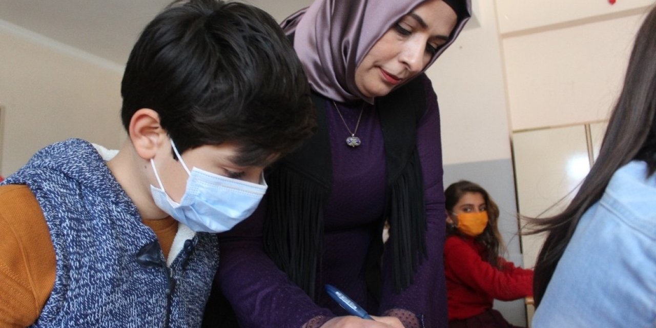 Zehra Hocanın İnadı Hayaline Kavuşturdu
