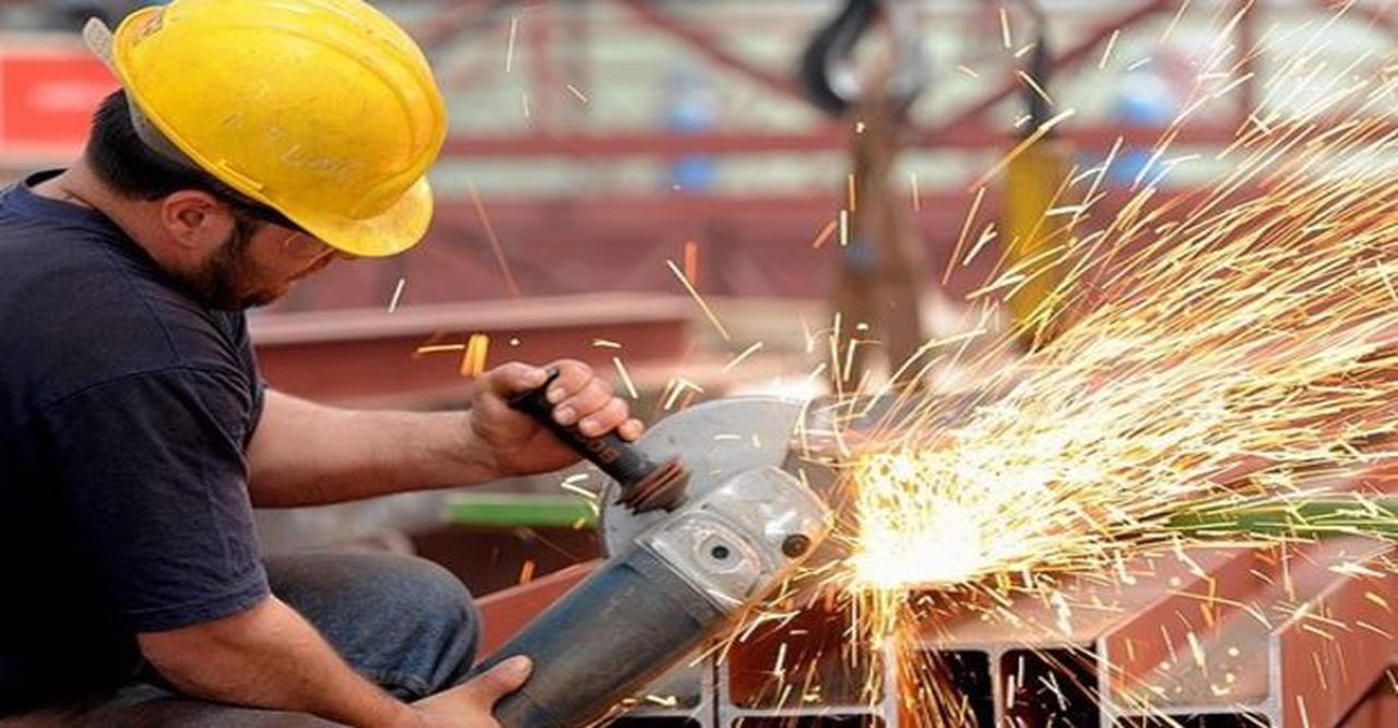 4D taşeron işçileri üzen haber geldi! Taşeron işçilere maaş zammı ve özlük hakları verilecek mi? Taşeron işçileri hayal kırıklığına uğratan karar!