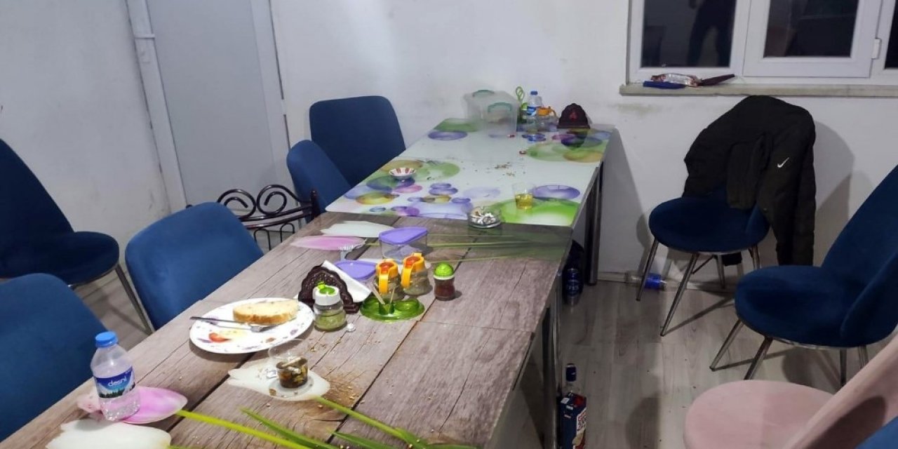 Kısıtlama Gününde Alkollü Eğlence Yapan Şahıslara 20 Bin Lira Ceza