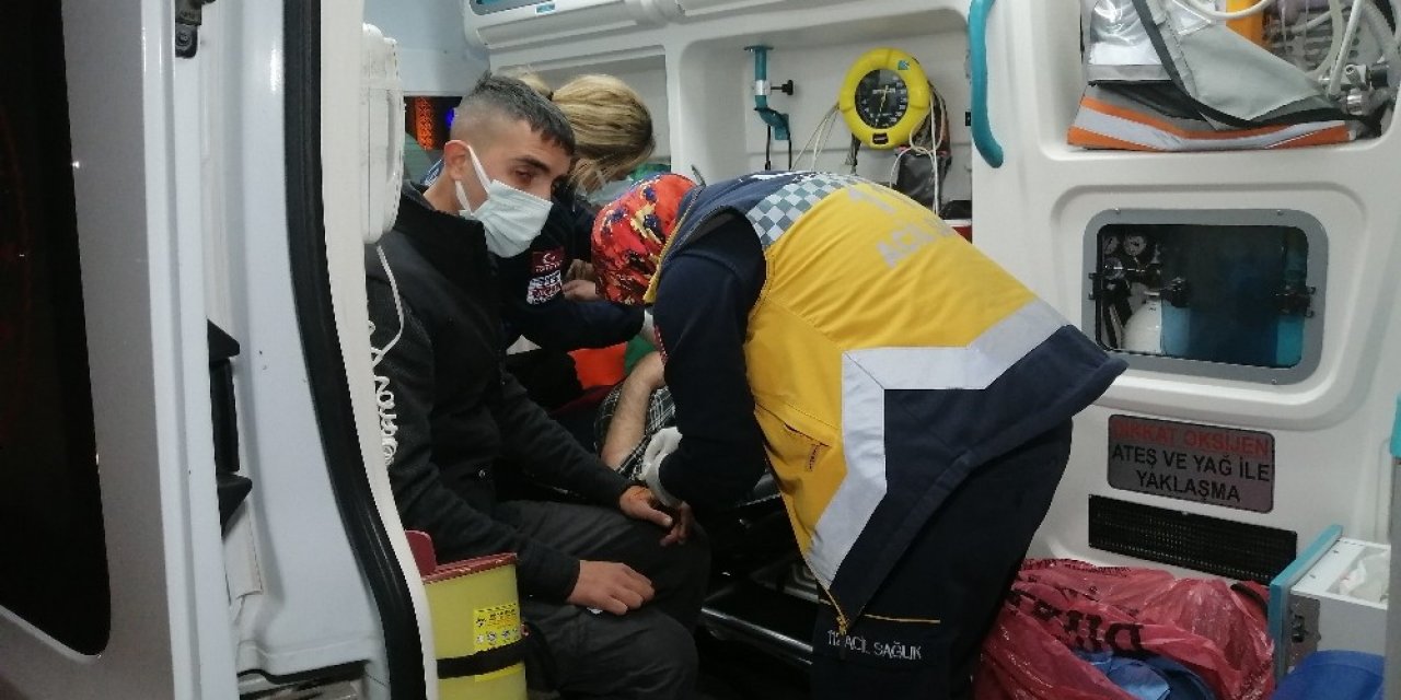 Aksaray’da Tır Şoförlerinin Yol Kavgasında Baba Ve Oğlu Darp Edilerek Yaralandı