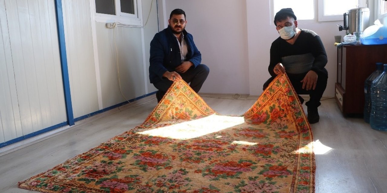Servet Değerinde Halı, 90 Yıllık Halıya 1.5 Milyon Lira İstiyor