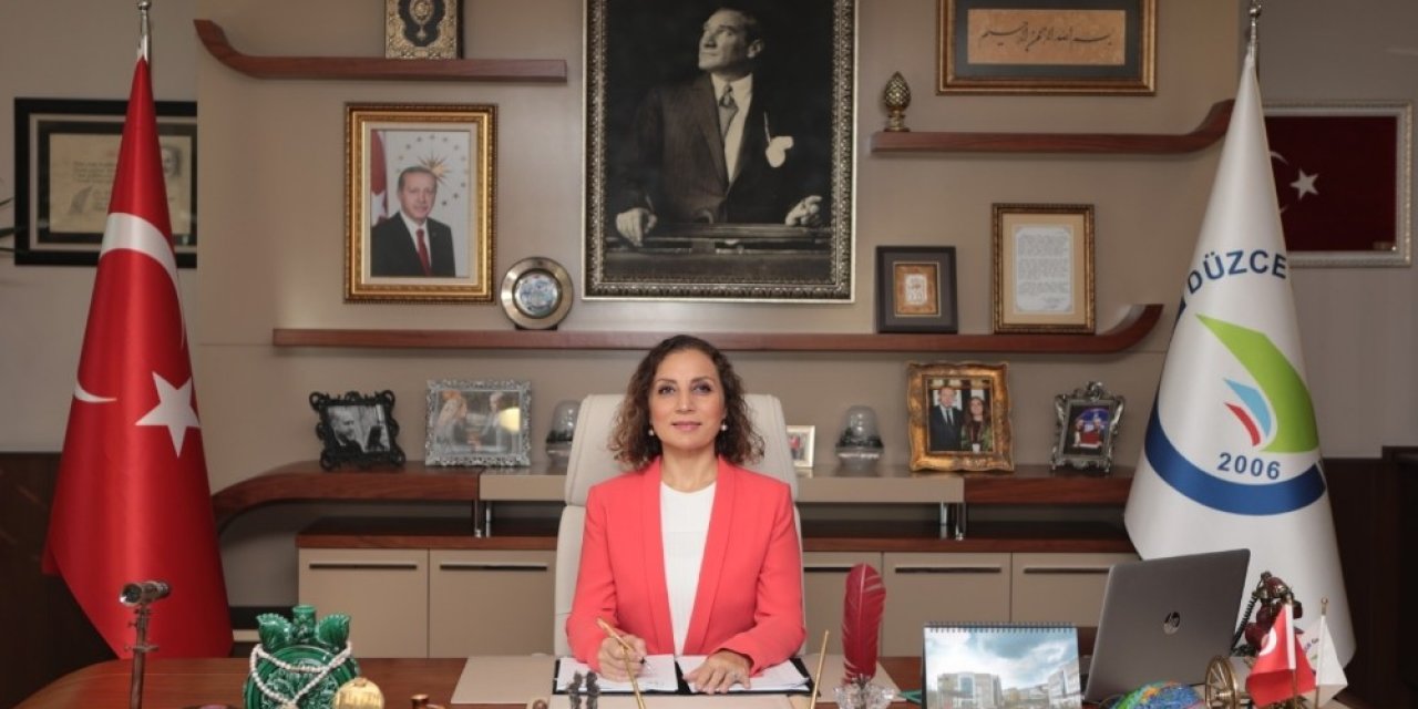 Rektör Çakar Yeşilay Haftasını Kutladı