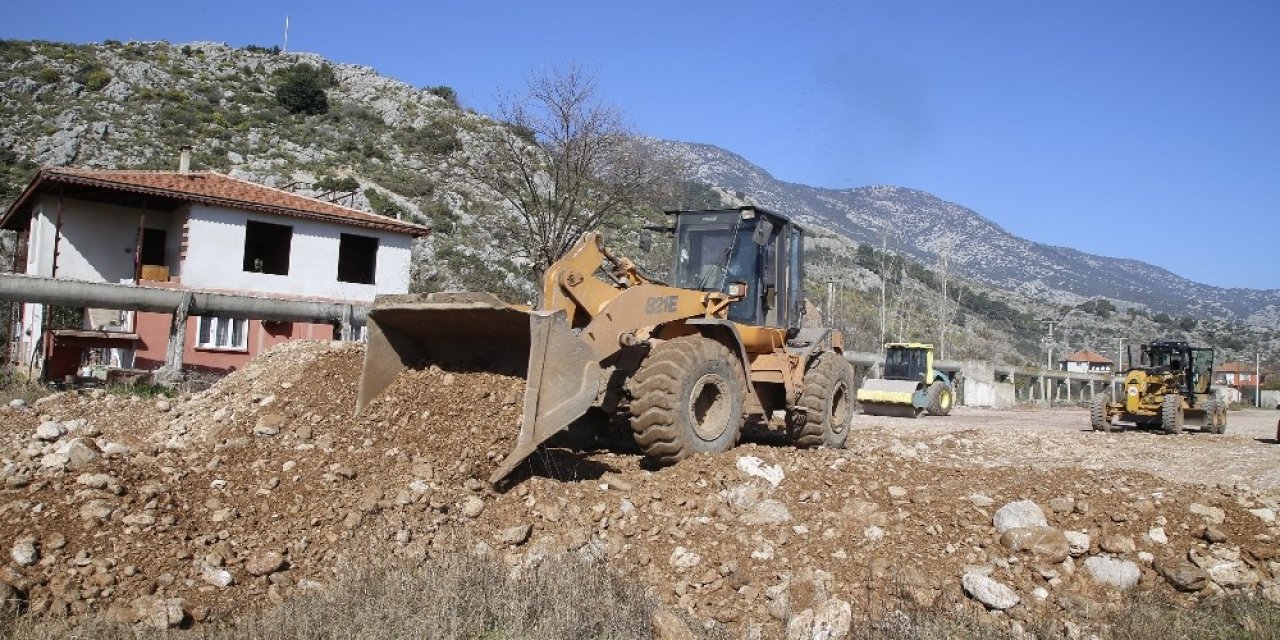 Çığlık Mahallesi’ne 25 Metrelik Yeni Yol