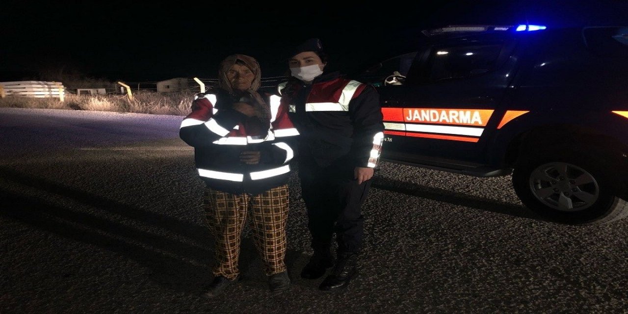 Jandarma Bulduğu Kadının Kimliğini “sevgi İ̇zi” Numarasından Tespit Etti