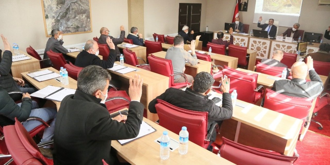 Develi Belediyesi’nden Kiracısı Olan Esnafa 1 Milyon Lira Destek