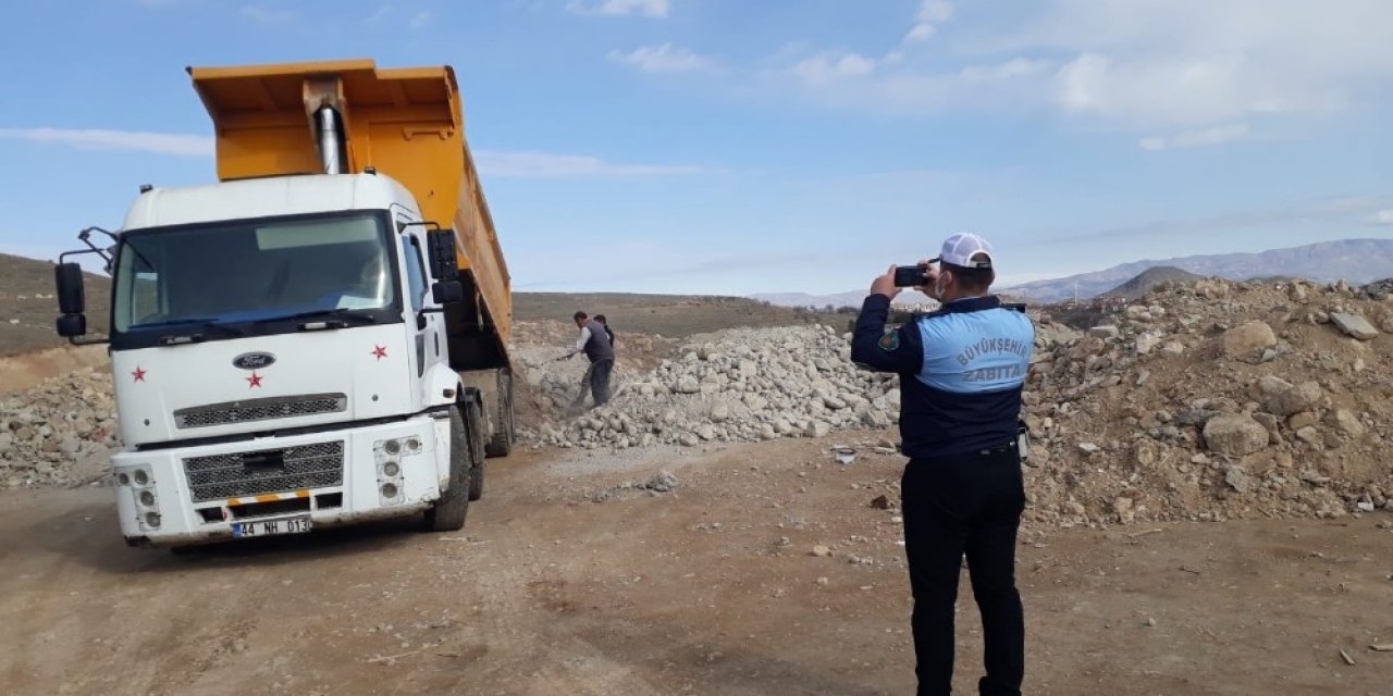 Hafriyat Taşıyan Araçlar Denetlendi