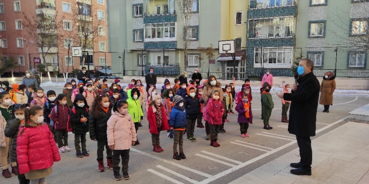 Niğde’de 38 Bin 911 Öğrenci Eğitime Başladı