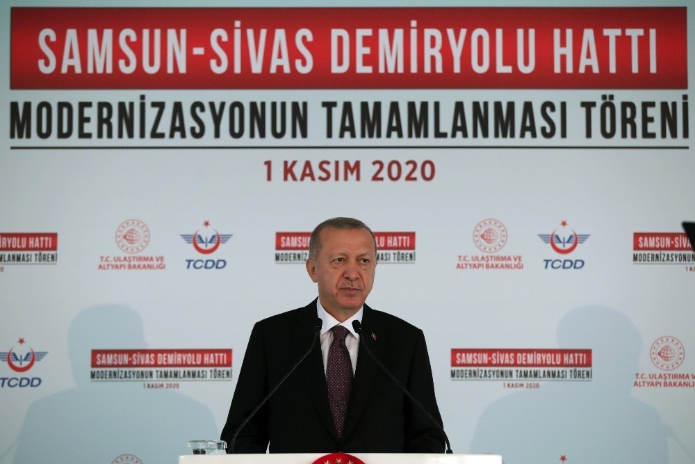 Samsun-Sivas demiryolu hattı, Cumhurbaşkanı Recep Tayyip Erdoğan tarafından hizmete açıldı.