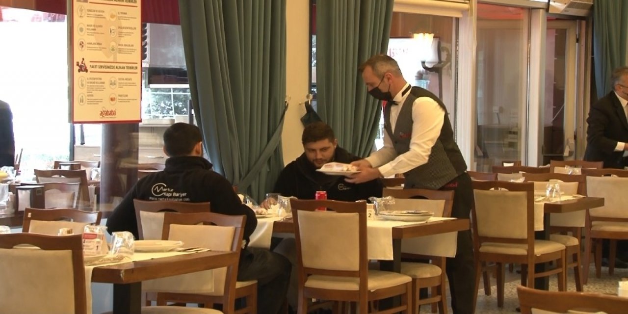 Restoranları Açılan İşletmeciler Sevinçli: "sektör Olarak Dün Gece Uyumadık Desek Yeridir"