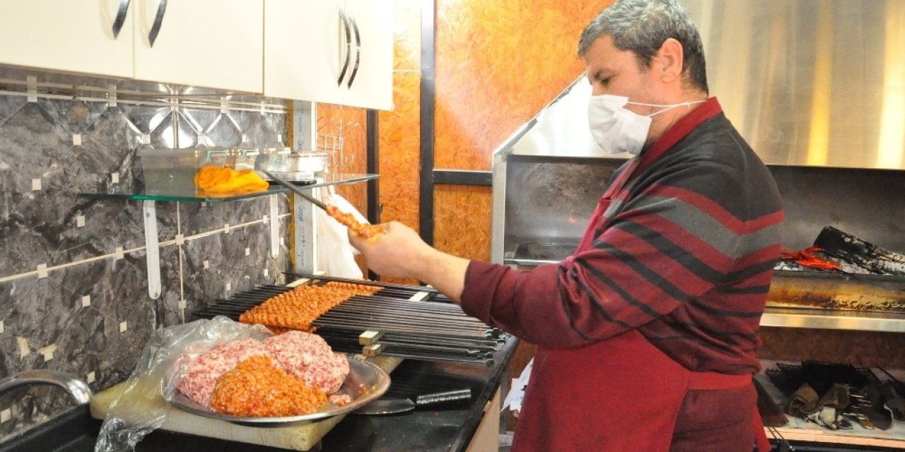 Mardin’de Lokantalar İlk Masa Müşterilerini Almaya Başladı