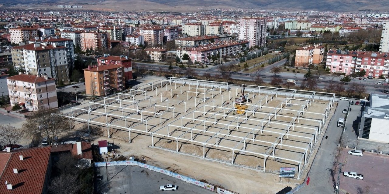 Selçuklu’da Kapalı Pazar Sayısı Artıyor