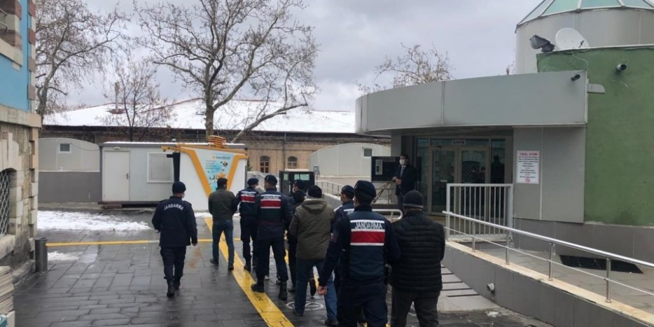 Kütahya’da Hayvan Hırsızlığına 5 Gözaltı