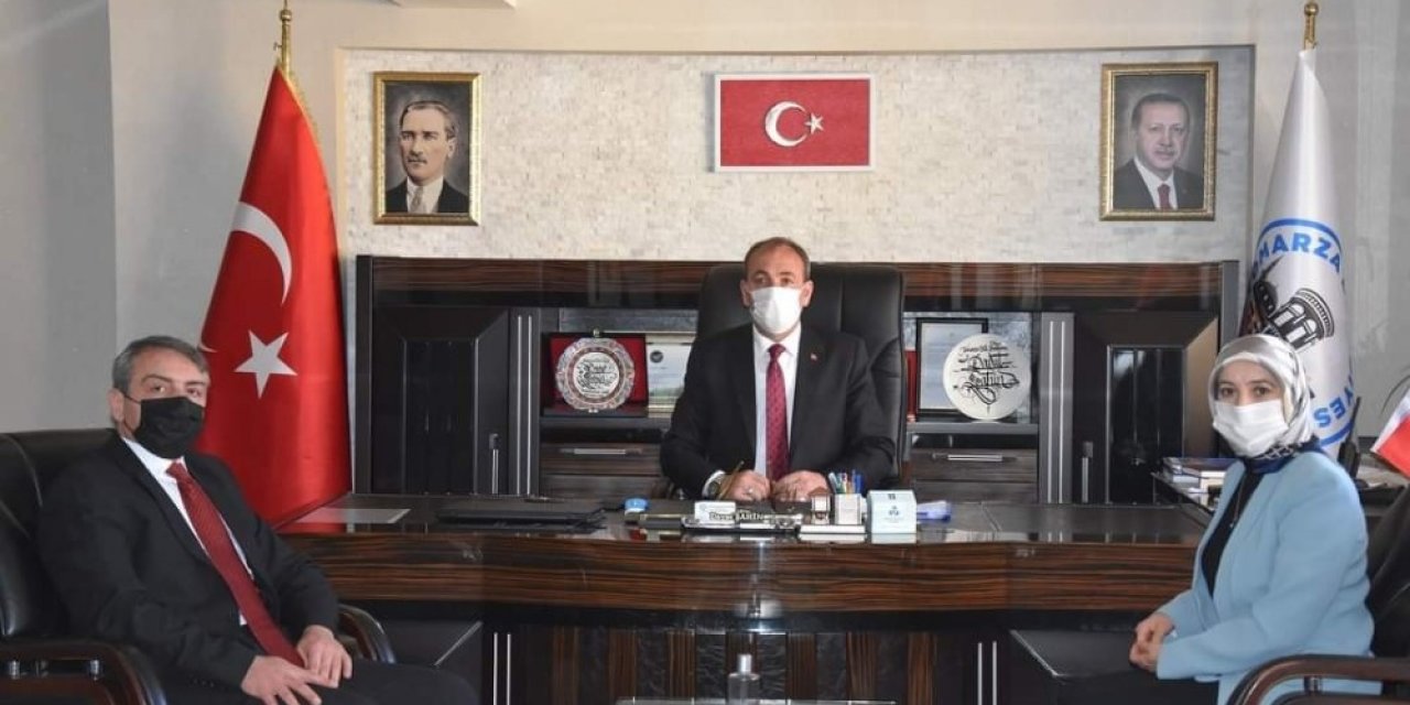 İ̇şkur İ̇l Müdür Vekili Ayşe Ak Tomarza Kaymakamı Cebeci’yi Ve Başkan Şahin’i Ziyaret Etti