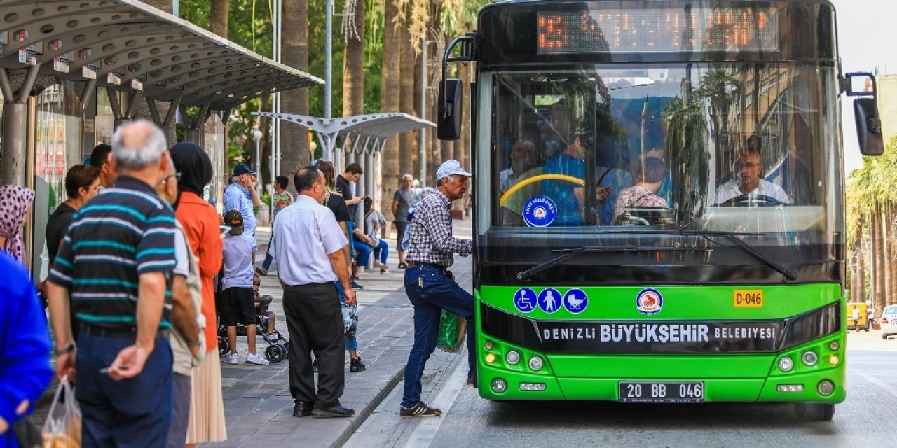 Büyükşehir Belediyesi Sokağa Çıkma Kısıtlaması Sona Eren Vatandaşları Uyardı