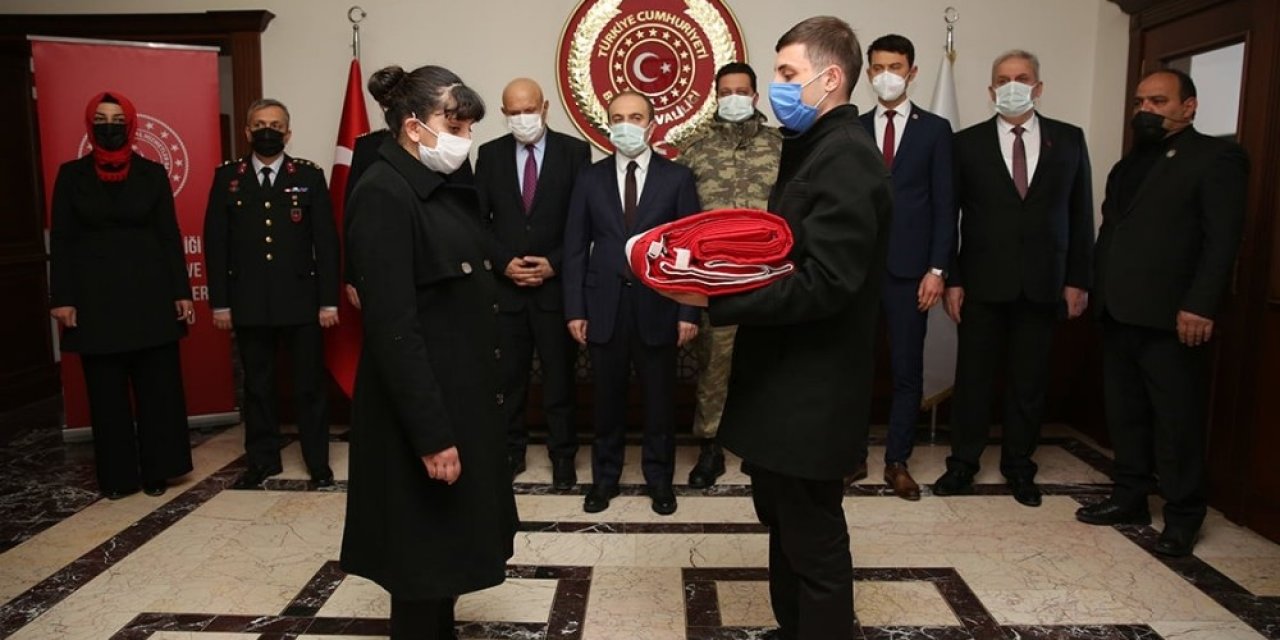 Anadolu Gönül Yolu 81 Genç 81 Bayrak