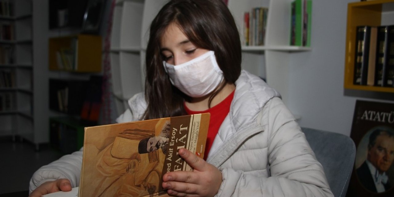 İ̇stiklal Marşı Okuma Yarışmasında Ödülü Kabul Etmedi