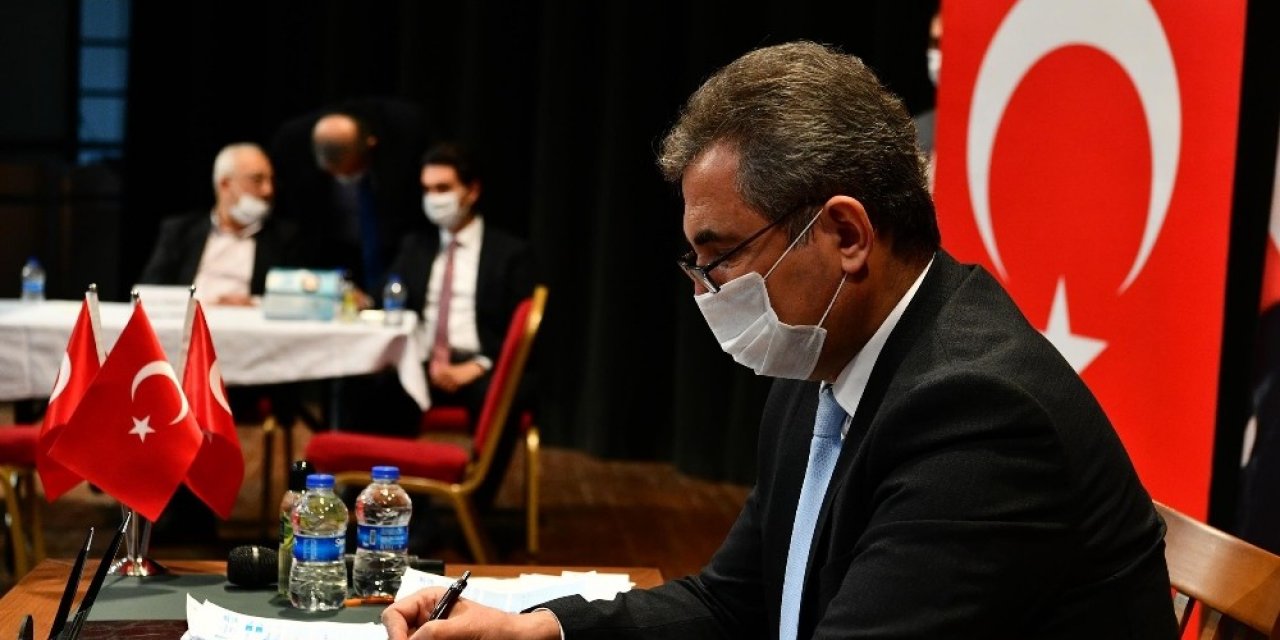 Mamak Belediye Başkanı Murat Köse Vatandaşları Tek Tek Dinliyor