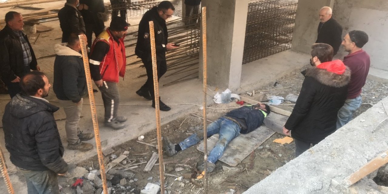 Avcılar’da İnşaattan Düşen İşçi Yaralandı