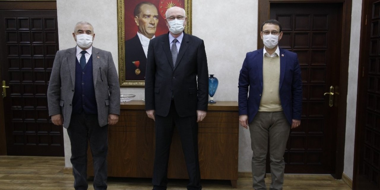 Başkan Kazım Kurt, "hepimiz Bu Güzel Mozaiğin Farklı Renkleri Olan Birer Parçasıyız"