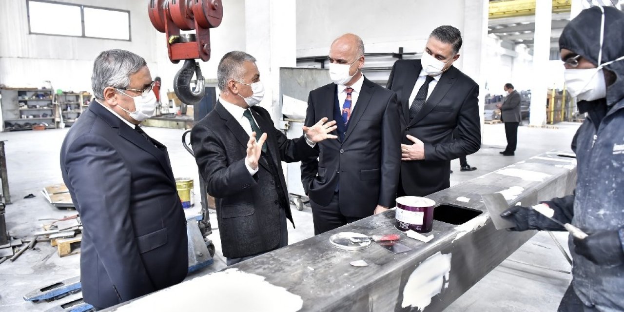 Vali Yazıcı Osb Firmalarında İncelemelerde Bulundu