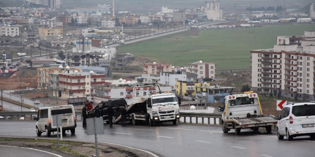Şırnak’ta Zincirleme Trafik Kazası: 6 Yaralandı