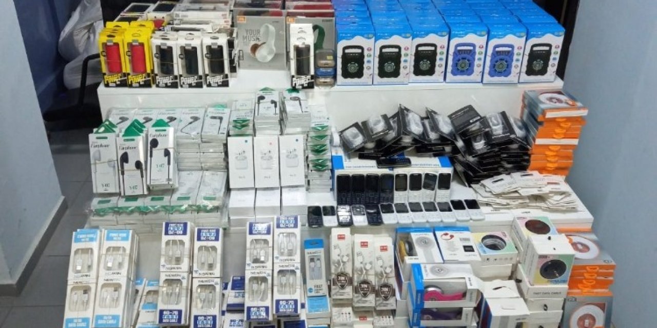 Isparta’da Kaçak Cep Telefonu Operasyonu