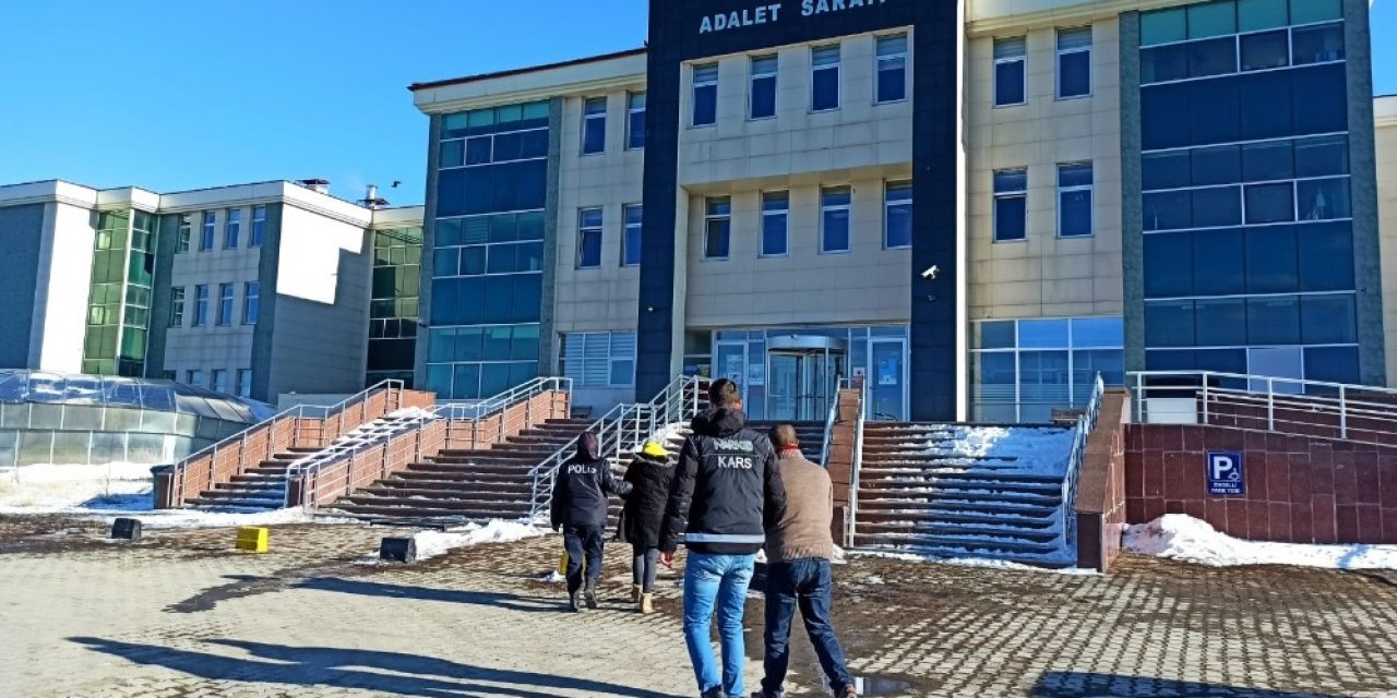 Kars’ta Uyuşturucu Tacirlerine Operasyon