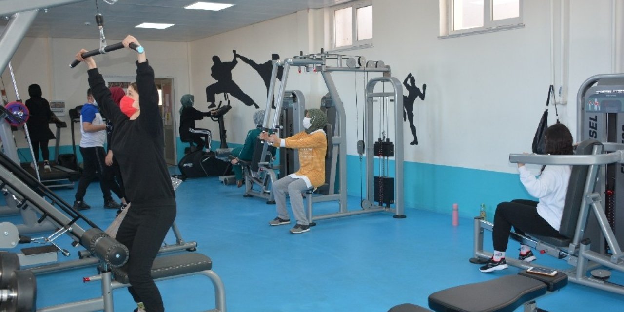 Covid-19 Kilolarını Köyle Atıyorlar