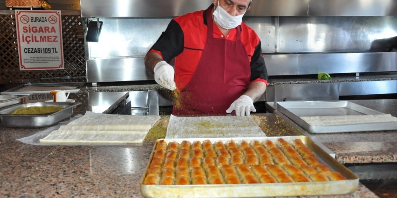Erzurum Coğrafi İşaretli Ürünlerine Pekmezli Baklavayı Da Ekledi