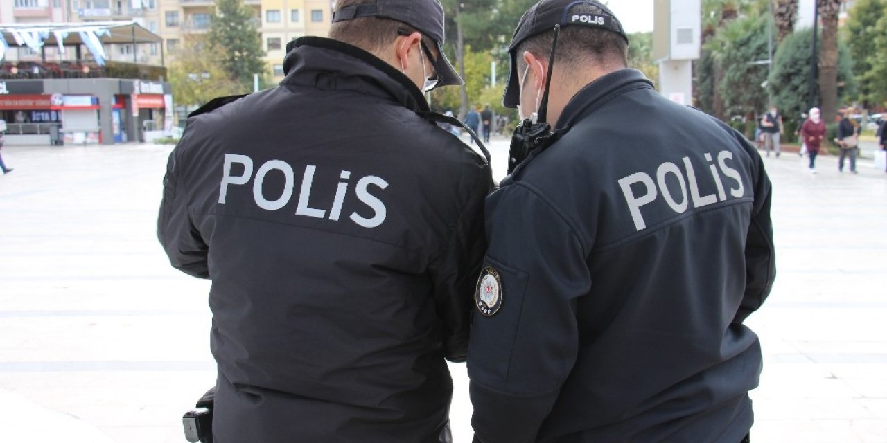 Polis Şüphesinde Haklı Çıktı, Göçmen Kaçakçısı Yakalandı