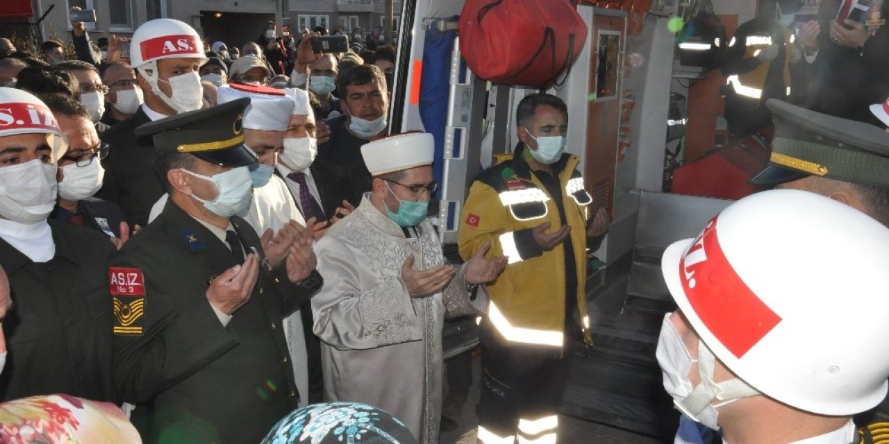 Kahramana Haklarını Gözyaşları İçinde Helal Ettiler