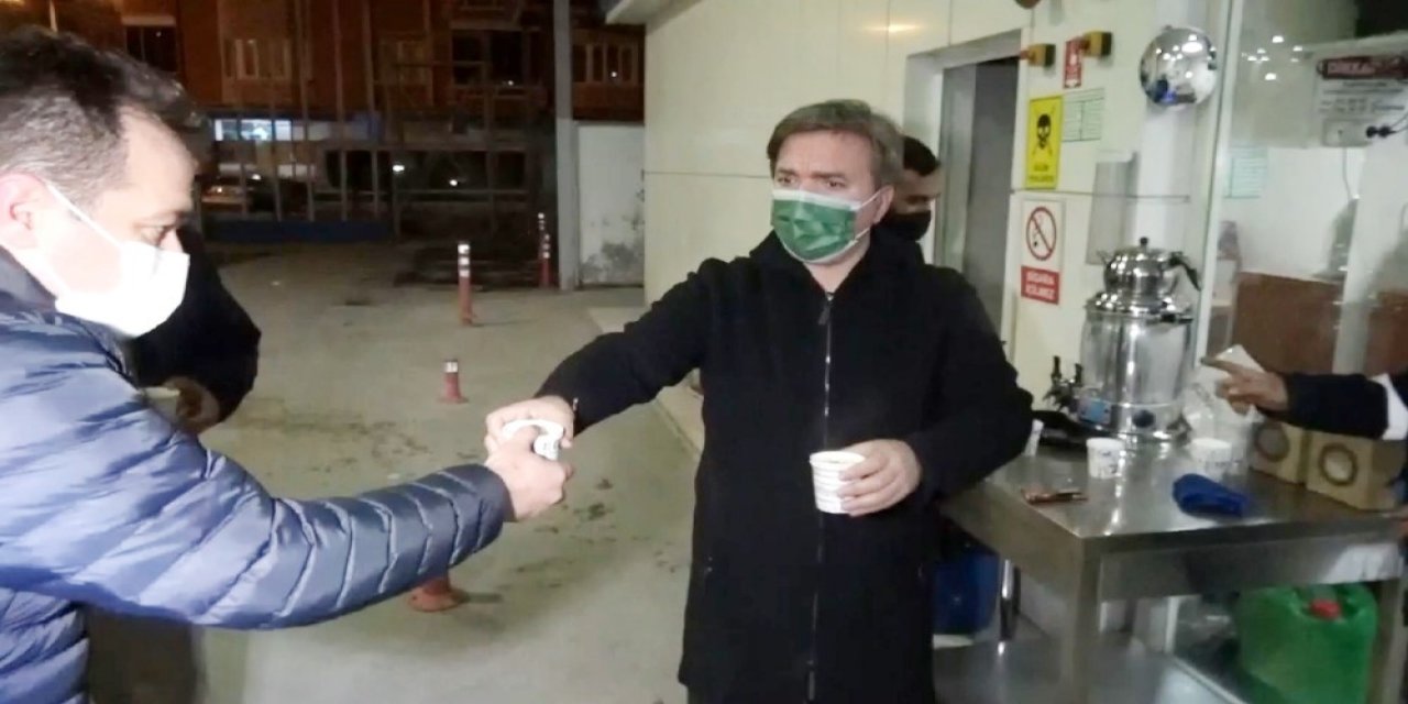 Vali’den, Denetim Yapan Polislere Kahve İkramı