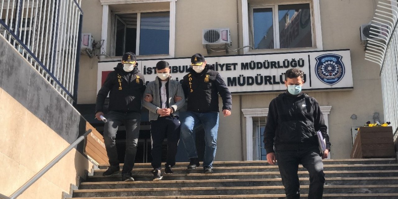 Arkadaşlar Arasında Alacak Verecek Kavgası Kanlı Bitti