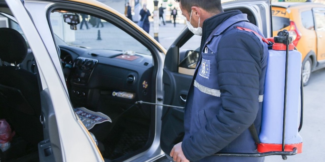 Taksiler Her Gün Dezenfekte Ediliyor