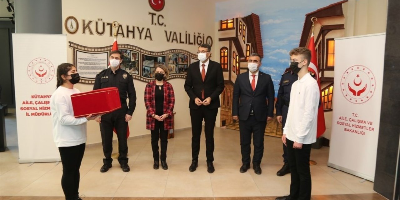 Şanlı Türk Bayrağı, Kütahya’dan Çanakkale’ye Uğurlandı