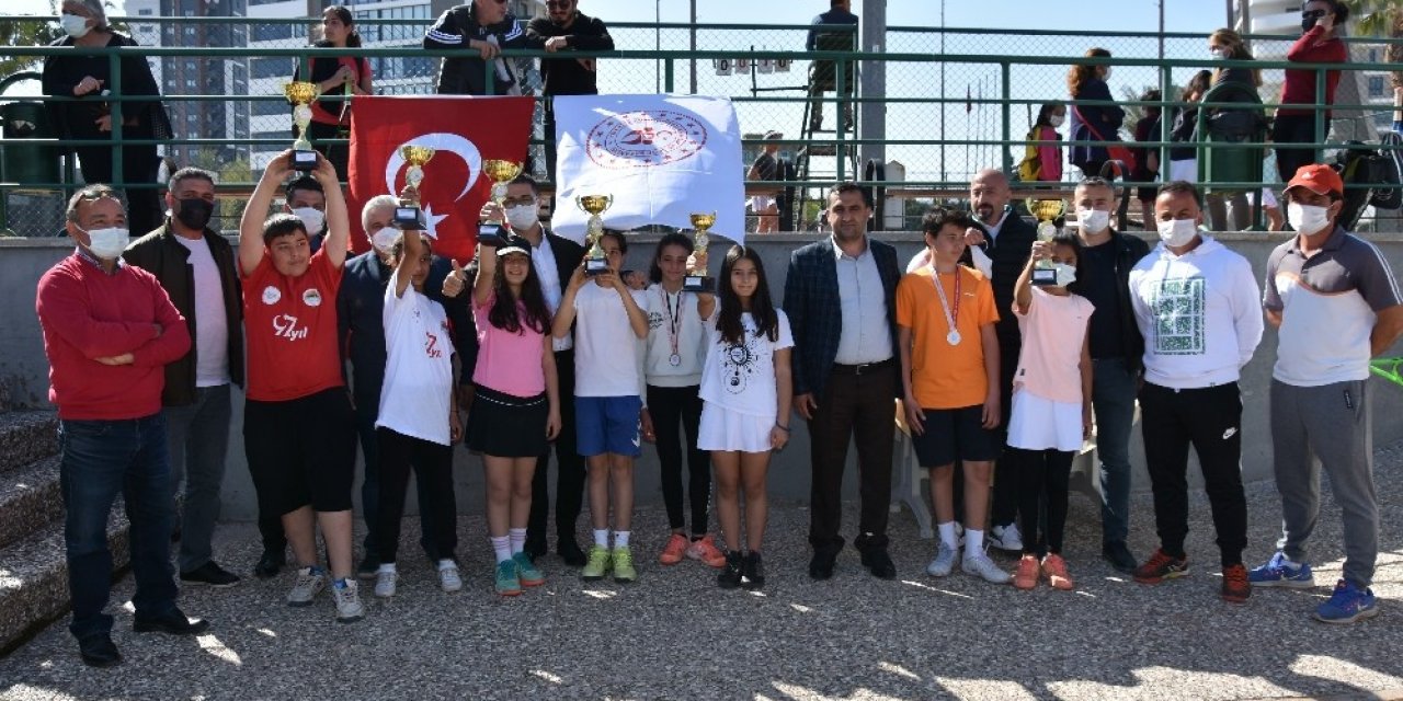 12-14 Yaş Tenis İl Birinciliği Sona Erdi