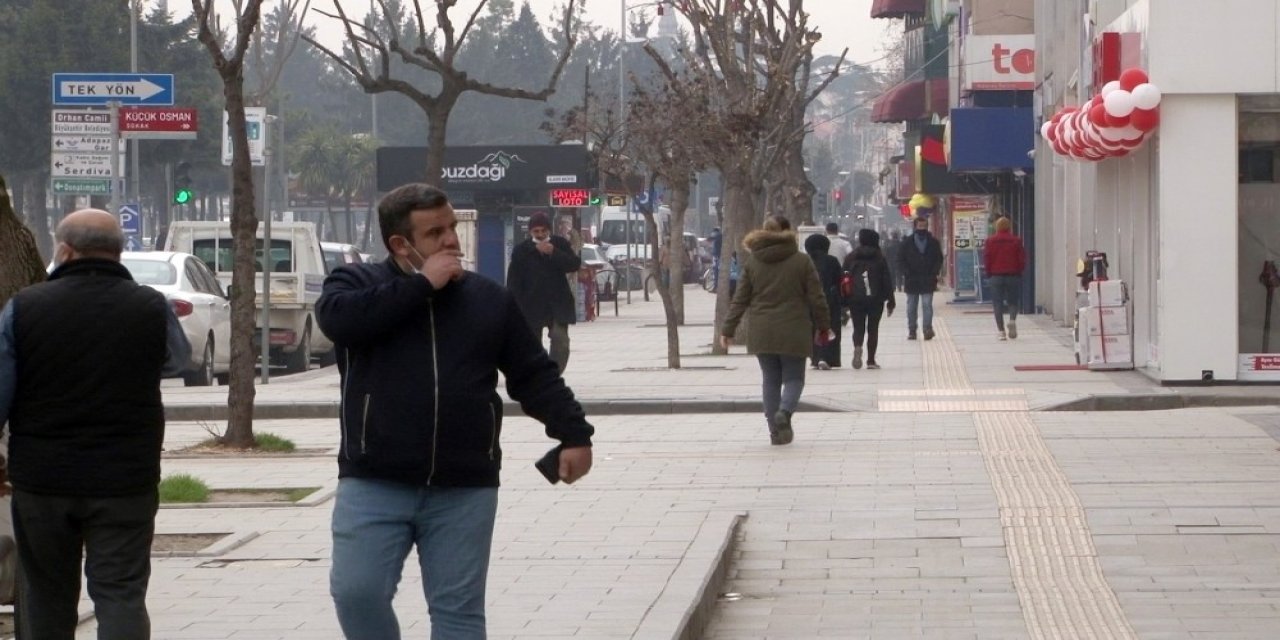 Kırmızı Alarm Veren Sakarya’da Tepki Çeken Görüntüler