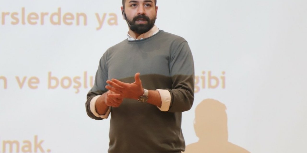 Yeşilay Haftası’nda Gençlere Teknoloji Bağımlılığı Anlatıldı