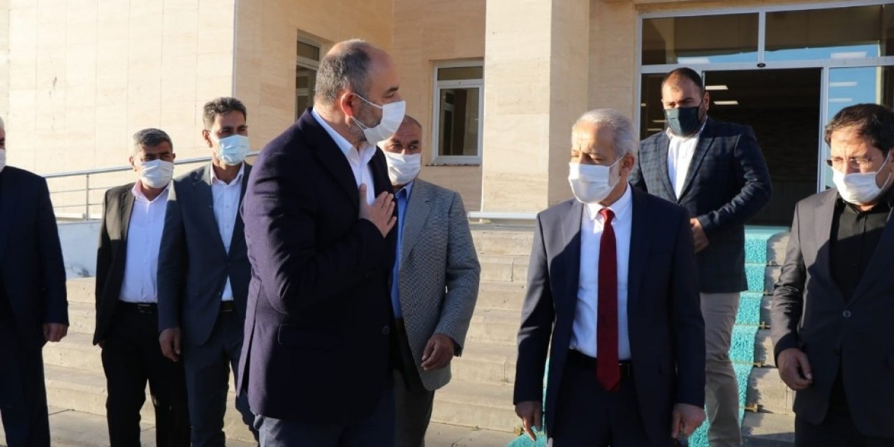 Bozova’ya Modern Yüksek Okul İçin Girişim