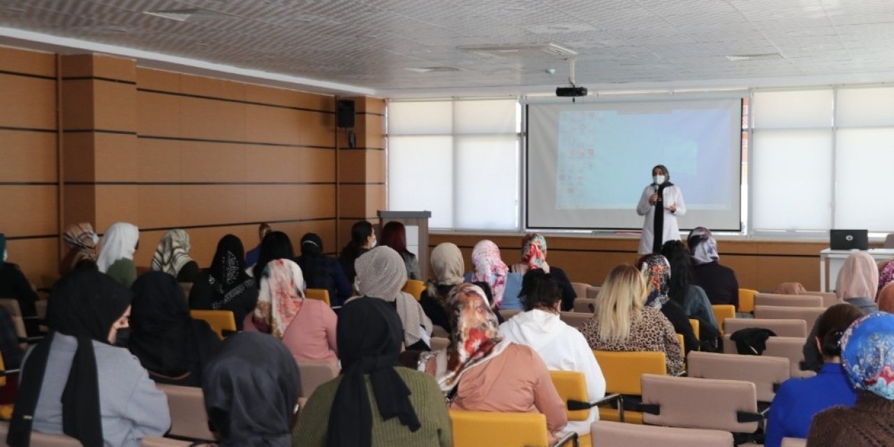 Siirt’te 8 Mart Dünya Kadınlar Günü Kutlanıyor