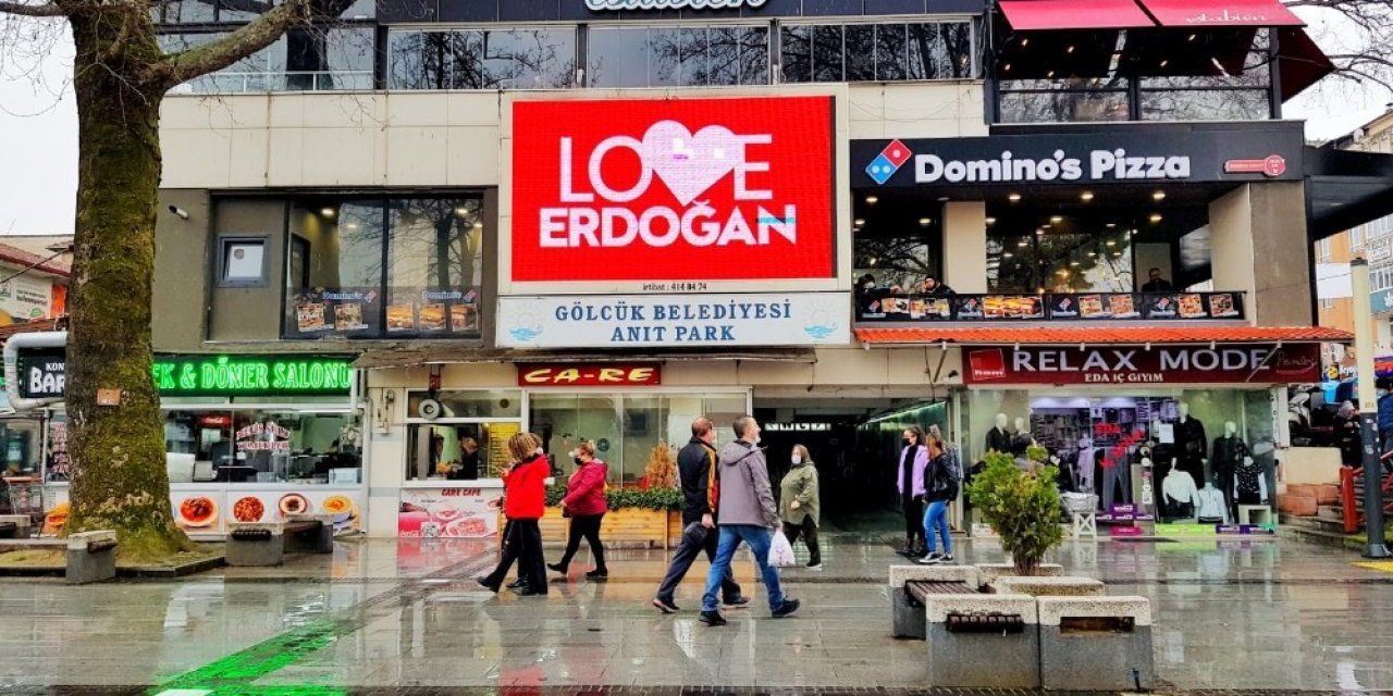 Donanmanın Merkezinden "love Erdoğan" Desteği