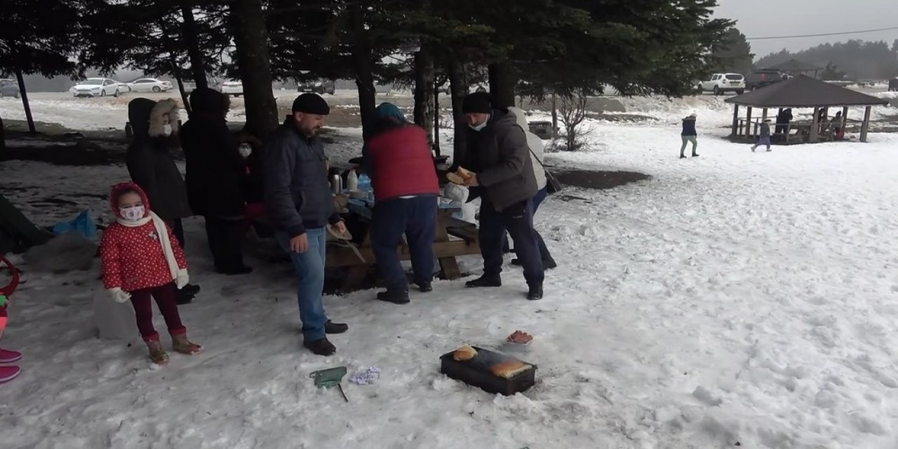 Mangalın Keyfini Uludağ’da Çıkardılar