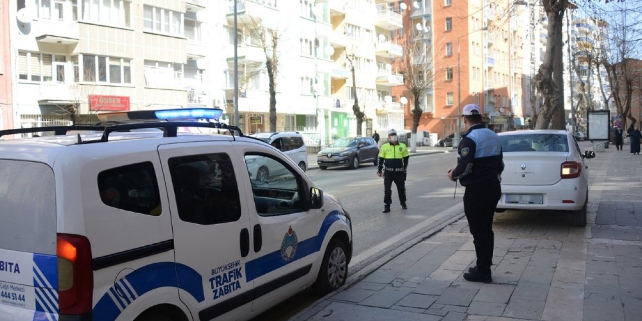 Zabıta Ekiplerinden Trafik Denetimi