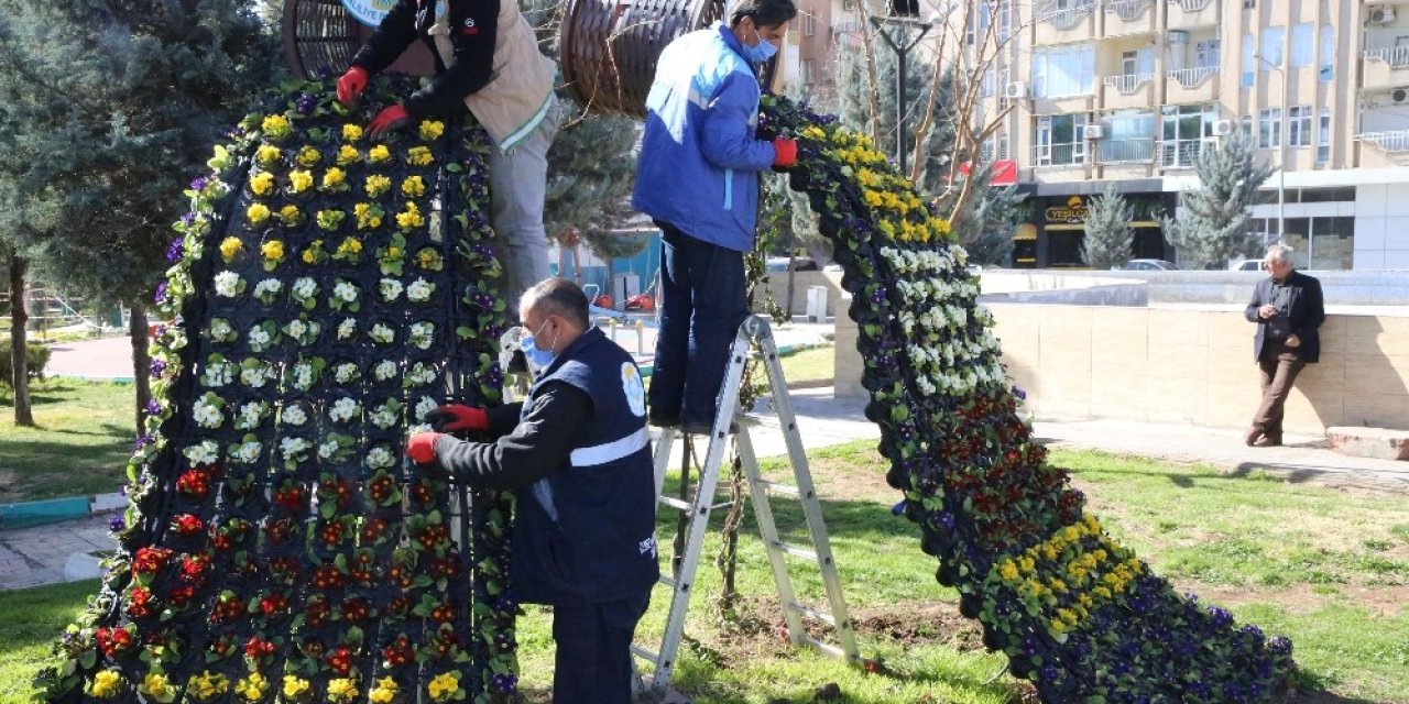 Haliliye’deki Parklarda Bahar Çalışmaları