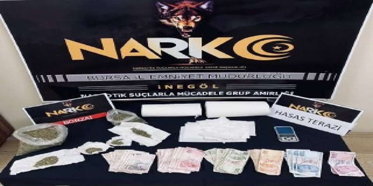 Uyuşturucuları Sobaya Atarak Yakmaya Çalıştı