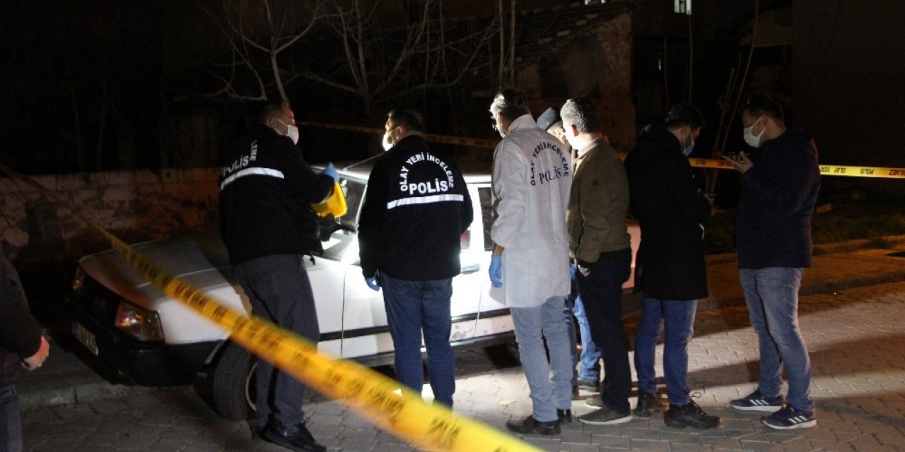 İ̇ki Grup Arasında Silahlı Çatışma: 1 Ölü