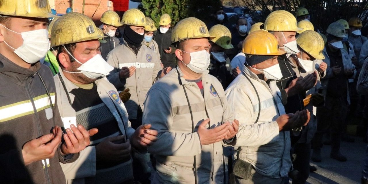 Grizu Patlamasında Şehit Olan 103 Madenci Törenle Anıldı
