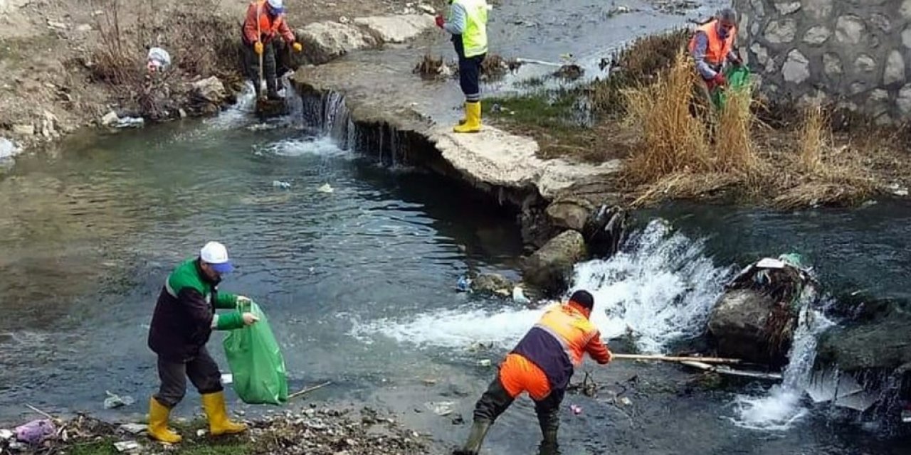 Van’da Dere Yatakları Çöplerden Arındırıldı