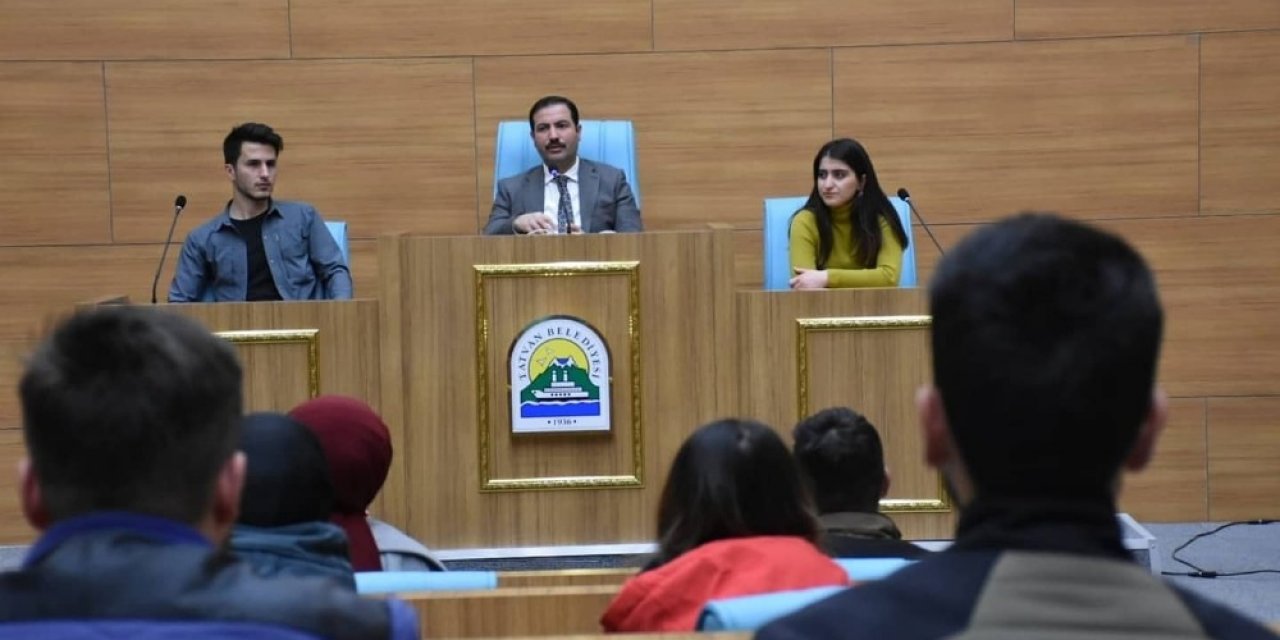 Tatvan Belediyesi Bünyesinde ‘gençlik Meclisi’ Kuruldu